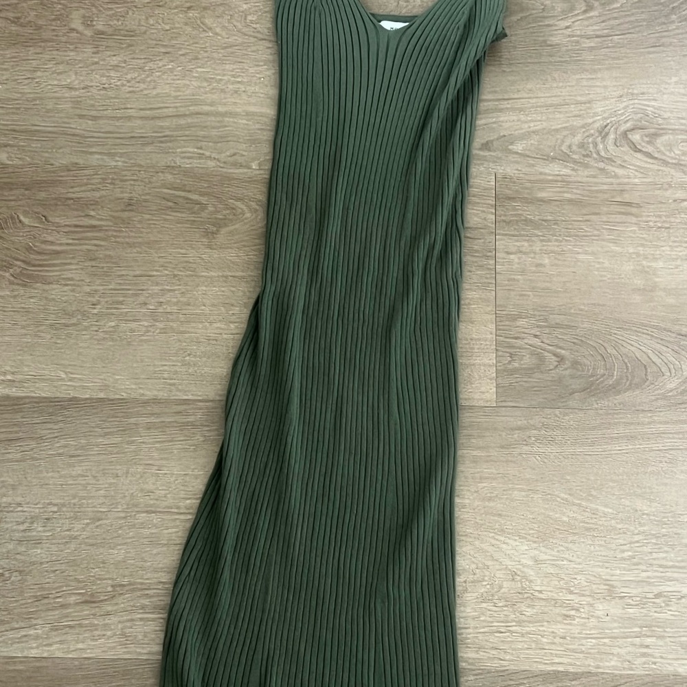Mod Ref Olive Ribbed Bodysuit - Picture 4 of 4
